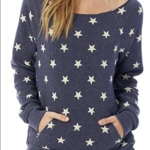 Alternative star print off the shoulder sweatshirt